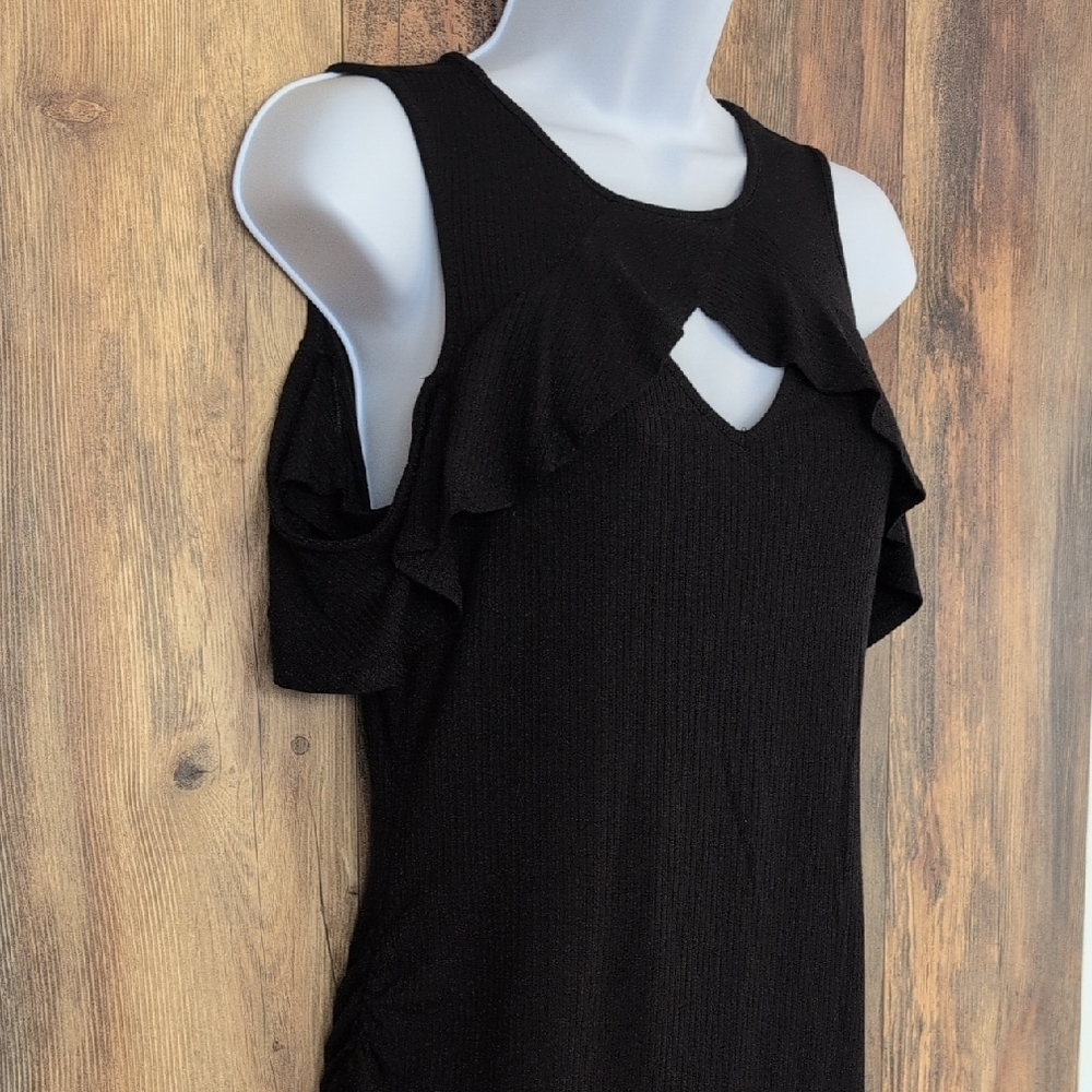 Candie's Elegant Ribbed Stretchy Black Cold Shoulder Blouse S            -159JH